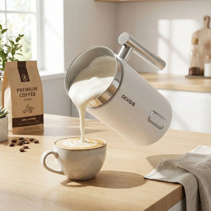 mousseur à lait électrique foamix verser dans latte